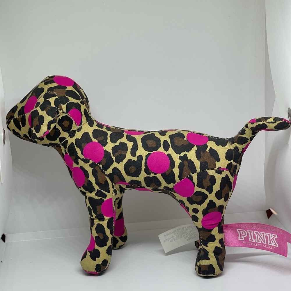 Victoria’s Secret Pink Puppy 🐶